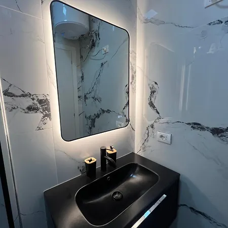 Apartament Center Cozy 2 *
